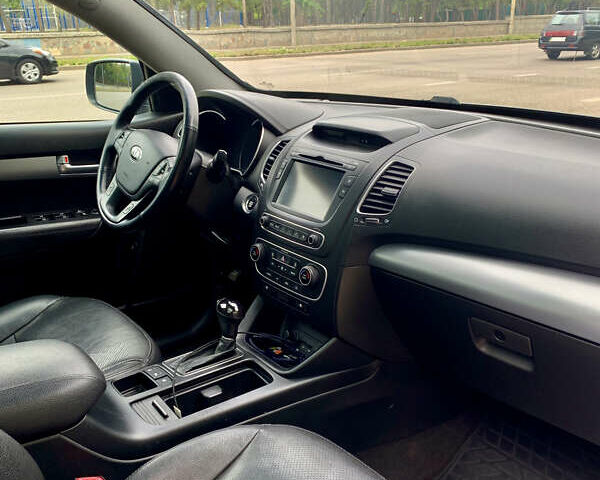 Сірий Кіа Соренто, об'ємом двигуна 2.2 л та пробігом 180 тис. км за 17700 $, фото 1 на Automoto.ua