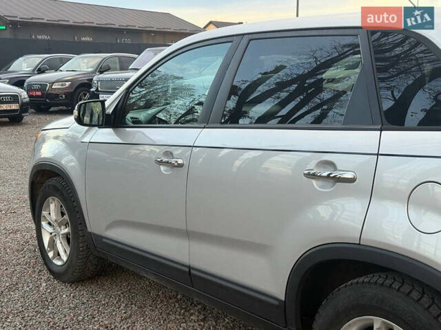 Серый Киа Соренто, объемом двигателя 2.36 л и пробегом 195 тыс. км за 10900 $, фото 6 на Automoto.ua