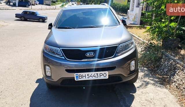 Сірий Кіа Соренто, об'ємом двигуна 2 л та пробігом 199 тис. км за 16900 $, фото 2 на Automoto.ua