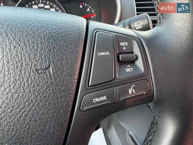 Серый Киа Соренто, объемом двигателя 2.2 л и пробегом 130 тыс. км за 16900 $, фото 11 на Automoto.ua