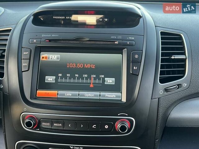 Серый Киа Соренто, объемом двигателя 2.2 л и пробегом 170 тыс. км за 17799 $, фото 135 на Automoto.ua