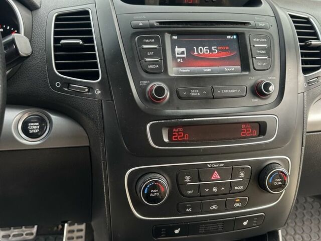 Серый Киа Соренто, объемом двигателя 2.2 л и пробегом 226 тыс. км за 13100 $, фото 12 на Automoto.ua