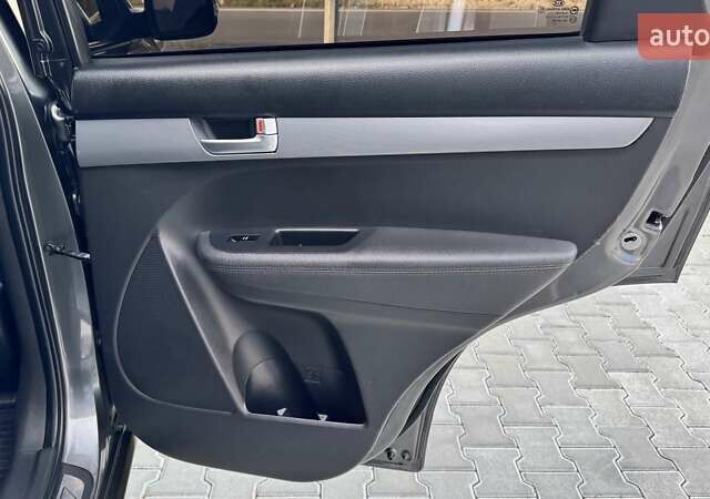 Серый Киа Соренто, объемом двигателя 2.2 л и пробегом 243 тыс. км за 16899 $, фото 26 на Automoto.ua