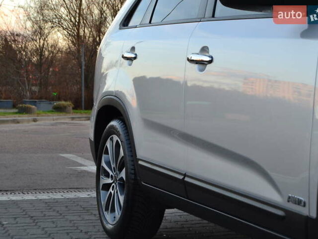 Серый Киа Соренто, объемом двигателя 2.2 л и пробегом 170 тыс. км за 17799 $, фото 89 на Automoto.ua