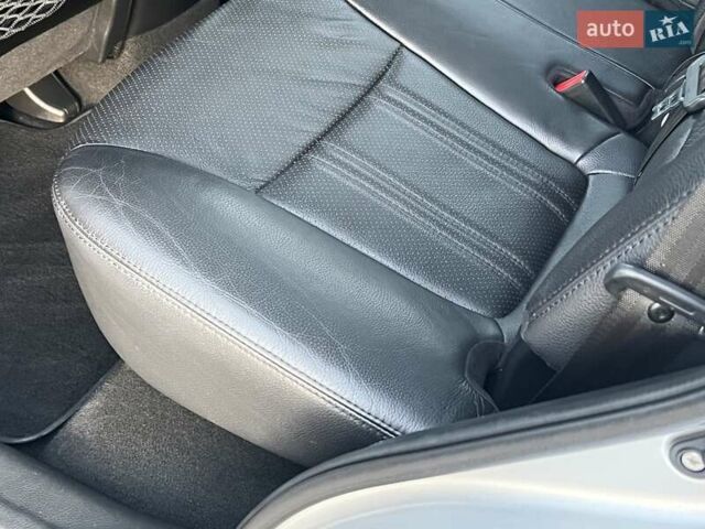 Серый Киа Соренто, объемом двигателя 2.2 л и пробегом 170 тыс. км за 17799 $, фото 116 на Automoto.ua