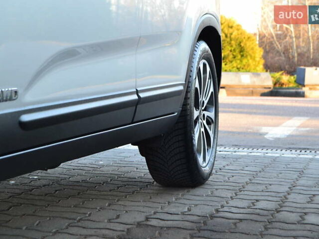 Серый Киа Соренто, объемом двигателя 2.2 л и пробегом 170 тыс. км за 17799 $, фото 21 на Automoto.ua