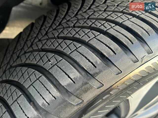 Серый Киа Соренто, объемом двигателя 2.2 л и пробегом 170 тыс. км за 17799 $, фото 156 на Automoto.ua