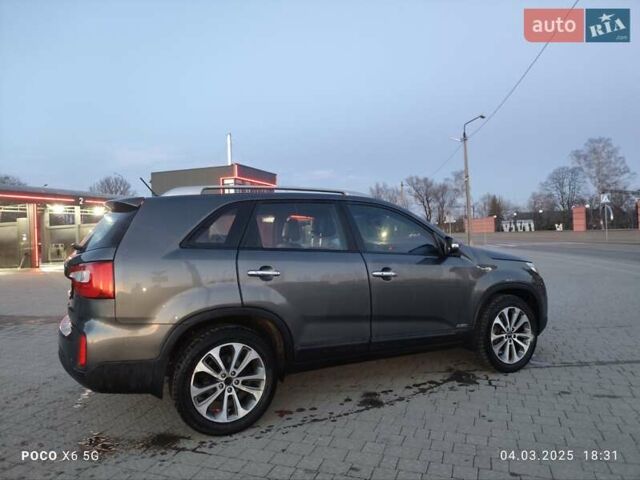 Серый Киа Соренто, объемом двигателя 2 л и пробегом 201 тыс. км за 16400 $, фото 3 на Automoto.ua