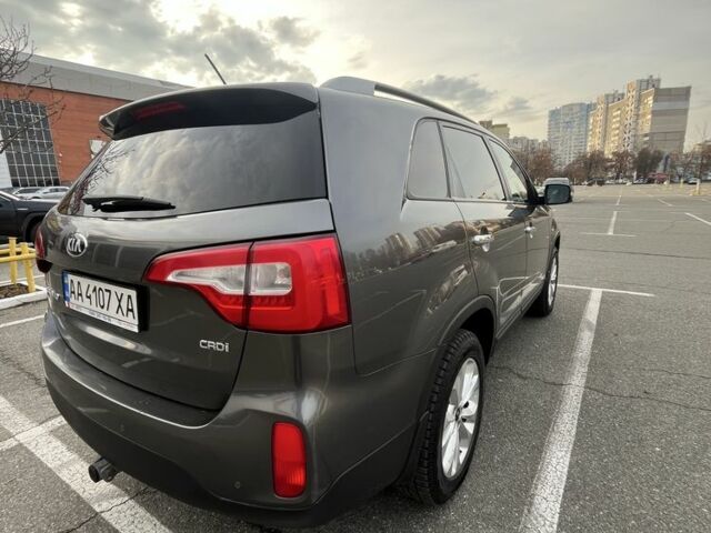 Сірий Кіа Соренто, об'ємом двигуна 2.2 л та пробігом 214 тис. км за 16500 $, фото 4 на Automoto.ua