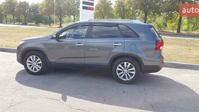 Серый Киа Соренто, объемом двигателя 2.2 л и пробегом 187 тыс. км за 18500 $, фото 10 на Automoto.ua