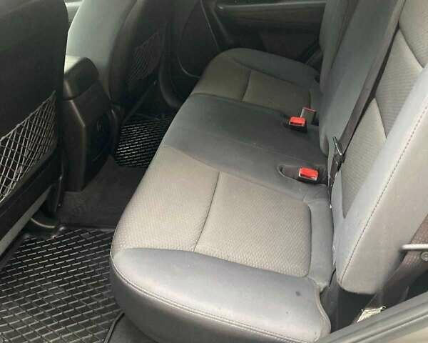 Серый Киа Соренто, объемом двигателя 2.4 л и пробегом 165 тыс. км за 12100 $, фото 1 на Automoto.ua