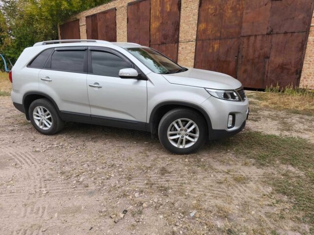 Сірий Кіа Соренто, об'ємом двигуна 2.4 л та пробігом 122 тис. км за 12200 $, фото 2 на Automoto.ua