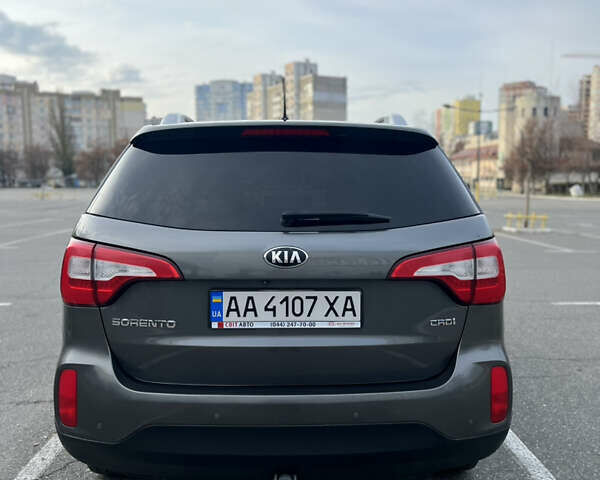 Сірий Кіа Соренто, об'ємом двигуна 2.2 л та пробігом 214 тис. км за 16200 $, фото 3 на Automoto.ua
