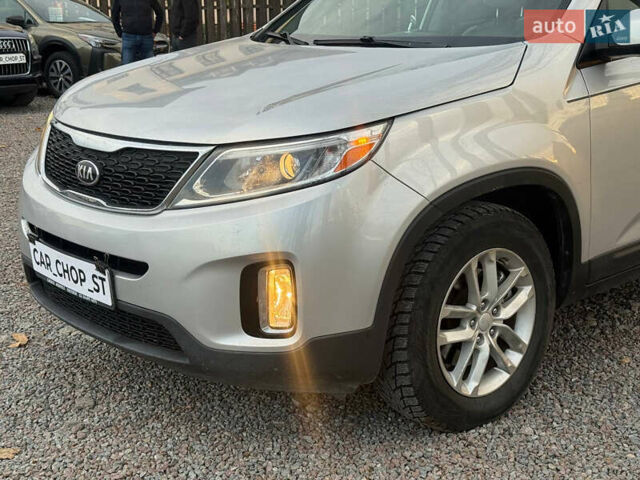 Серый Киа Соренто, объемом двигателя 2.36 л и пробегом 195 тыс. км за 10900 $, фото 2 на Automoto.ua