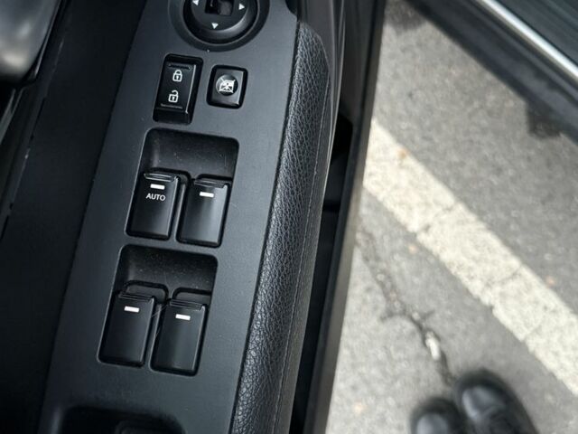 Серый Киа Соренто, объемом двигателя 2.3 л и пробегом 212 тыс. км за 12000 $, фото 10 на Automoto.ua