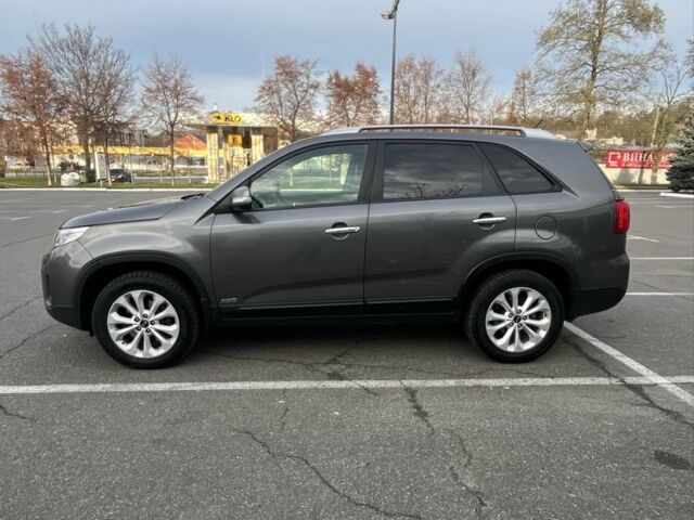 Сірий Кіа Соренто, об'ємом двигуна 2.2 л та пробігом 214 тис. км за 16500 $, фото 2 на Automoto.ua