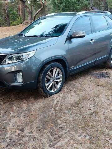 Сірий Кіа Соренто, об'ємом двигуна 2 л та пробігом 194 тис. км за 17500 $, фото 9 на Automoto.ua