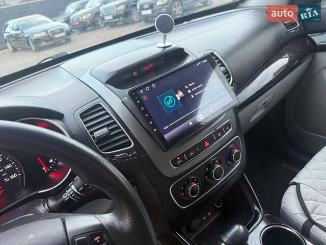 Серый Киа Соренто, объемом двигателя 2.36 л и пробегом 195 тыс. км за 10900 $, фото 34 на Automoto.ua