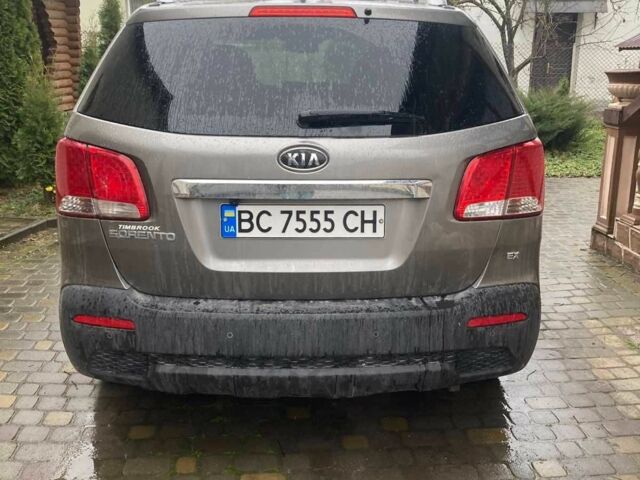 Серый Киа Соренто, объемом двигателя 2.4 л и пробегом 165 тыс. км за 12100 $, фото 7 на Automoto.ua