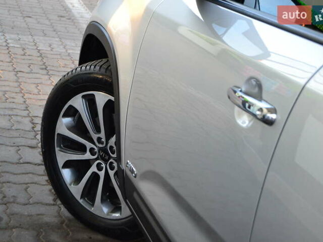 Серый Киа Соренто, объемом двигателя 2.2 л и пробегом 170 тыс. км за 17799 $, фото 45 на Automoto.ua