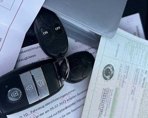 Серый Киа Соренто, объемом двигателя 2.2 л и пробегом 170 тыс. км за 17799 $, фото 159 на Automoto.ua