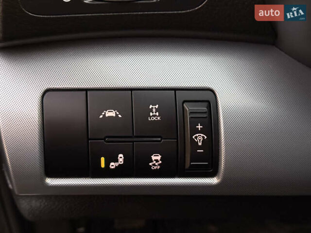Сірий Кіа Соренто, об'ємом двигуна 2.2 л та пробігом 198 тис. км за 16900 $, фото 17 на Automoto.ua