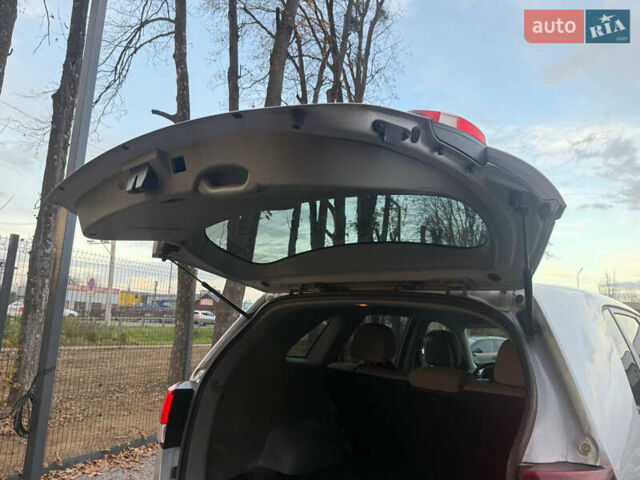 Серый Киа Соренто, объемом двигателя 2.36 л и пробегом 195 тыс. км за 10900 $, фото 16 на Automoto.ua