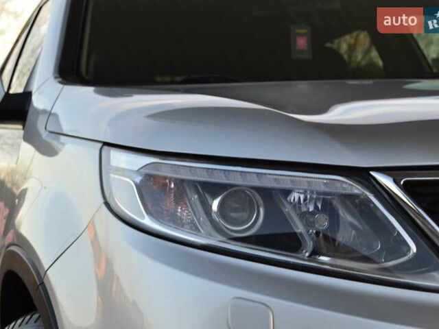 Серый Киа Соренто, объемом двигателя 2.2 л и пробегом 170 тыс. км за 17799 $, фото 85 на Automoto.ua