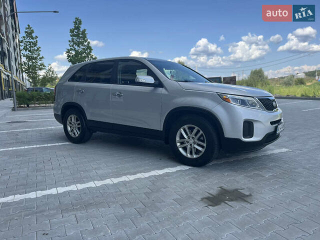 Серый Киа Соренто, объемом двигателя 2.36 л и пробегом 259 тыс. км за 13200 $, фото 1 на Automoto.ua