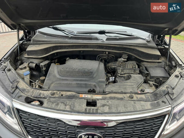 Серый Киа Соренто, объемом двигателя 2.2 л и пробегом 234 тыс. км за 16500 $, фото 28 на Automoto.ua