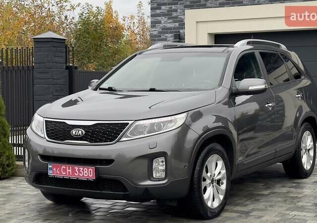 Сірий Кіа Соренто, об'ємом двигуна 2.2 л та пробігом 230 тис. км за 17100 $, фото 3 на Automoto.ua