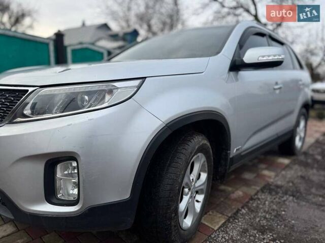 Серый Киа Соренто, объемом двигателя 2.2 л и пробегом 199 тыс. км за 15200 $, фото 11 на Automoto.ua