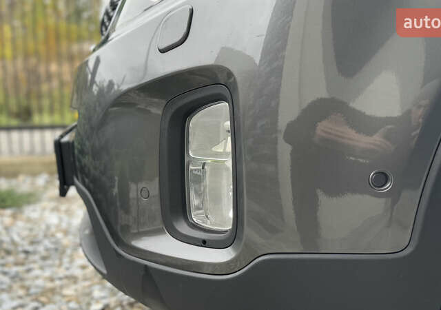 Сірий Кіа Соренто, об'ємом двигуна 2.2 л та пробігом 230 тис. км за 17100 $, фото 20 на Automoto.ua