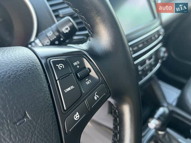 Серый Киа Соренто, объемом двигателя 2.2 л и пробегом 170 тыс. км за 17799 $, фото 101 на Automoto.ua