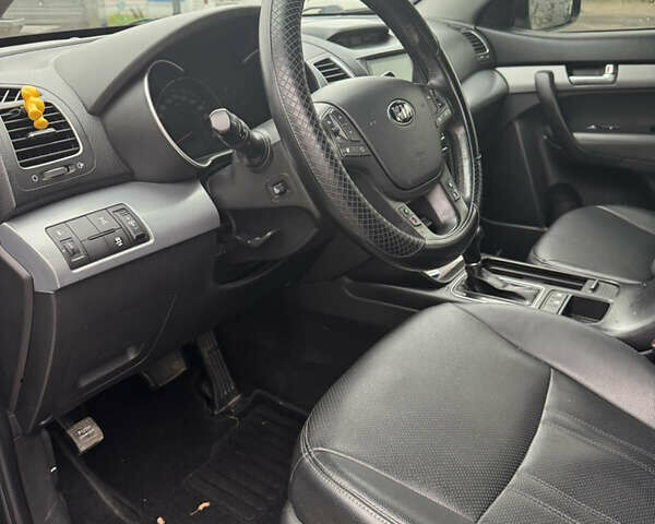 Серый Киа Соренто, объемом двигателя 2.2 л и пробегом 193 тыс. км за 16800 $, фото 9 на Automoto.ua