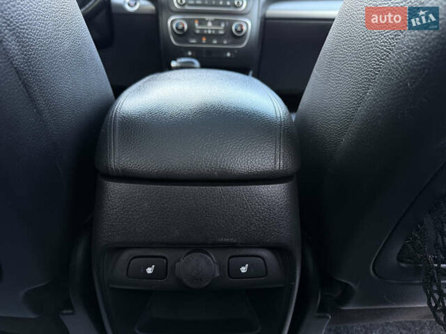 Серый Киа Соренто, объемом двигателя 2.2 л и пробегом 265 тыс. км за 15800 $, фото 26 на Automoto.ua