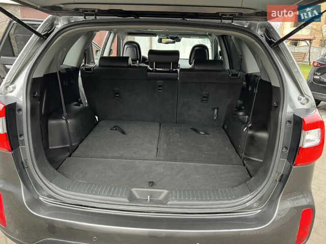 Серый Киа Соренто, объемом двигателя 2.2 л и пробегом 234 тыс. км за 16500 $, фото 23 на Automoto.ua