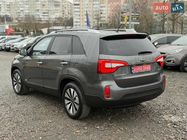 Серый Киа Соренто, объемом двигателя 2.2 л и пробегом 143 тыс. км за 17400 $, фото 2 на Automoto.ua
