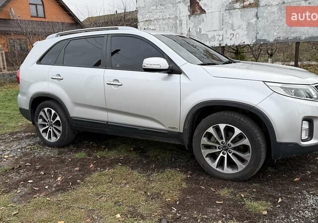Сірий Кіа Соренто, об'ємом двигуна 2 л та пробігом 229 тис. км за 16275 $, фото 13 на Automoto.ua