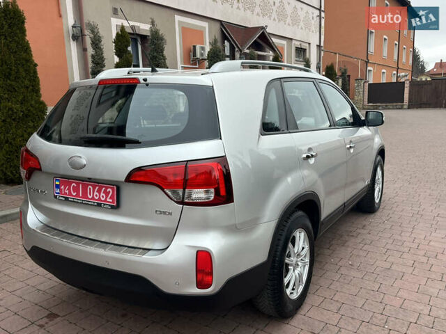 Сірий Кіа Соренто, об'ємом двигуна 2.2 л та пробігом 165 тис. км за 14850 $, фото 24 на Automoto.ua