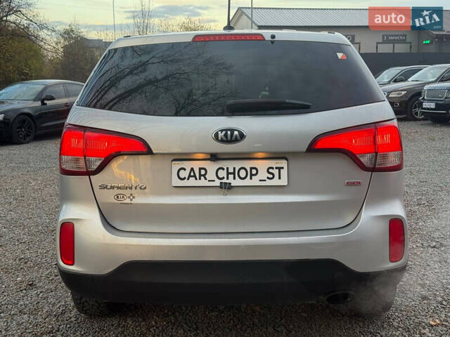 Серый Киа Соренто, объемом двигателя 2.36 л и пробегом 195 тыс. км за 10900 $, фото 11 на Automoto.ua