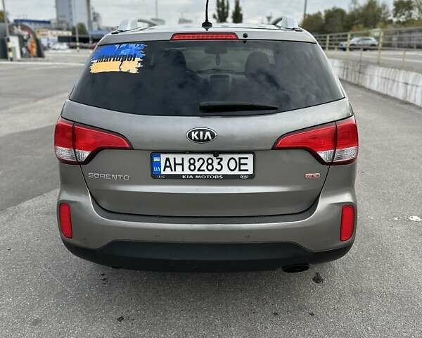 Кіа Соренто 2013 у Києві на Automoto.ua Сірий Кіа Соренто, об'ємом двигуна 2.4 л та пробігом 210 тис. км за 11700 $, фото 7 на Automoto.ua