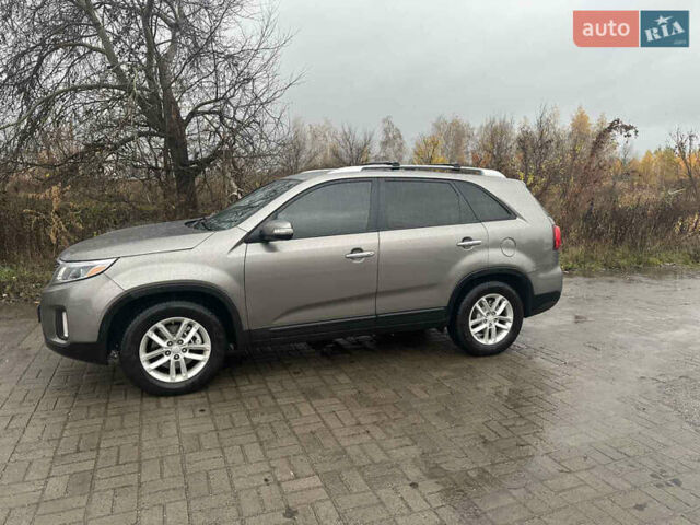 Киа Соренто 2013 в Ахтырке на Automoto.ua Серый Киа Соренто, объемом двигателя 2.36 л и пробегом 135 тыс. км за 12000 $, фото 1 на Automoto.ua