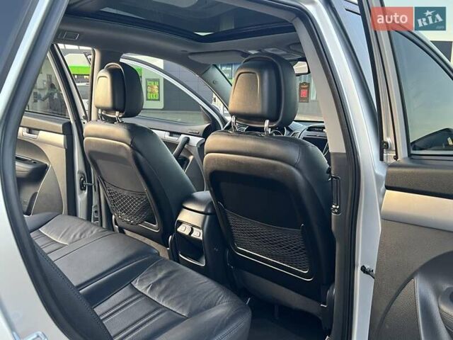 Серый Киа Соренто, объемом двигателя 2.2 л и пробегом 170 тыс. км за 17799 $, фото 121 на Automoto.ua