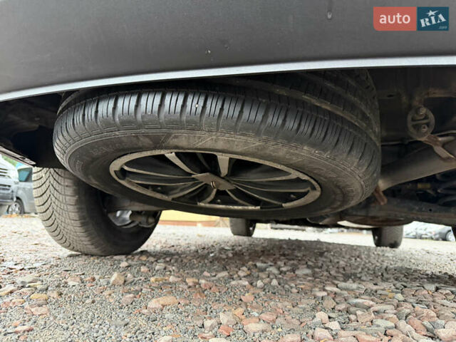 Серый Киа Соренто, объемом двигателя 2.2 л и пробегом 143 тыс. км за 17400 $, фото 39 на Automoto.ua
