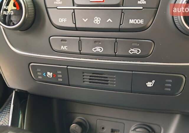 Серый Киа Соренто, объемом двигателя 2 л и пробегом 144 тыс. км за 16900 $, фото 23 на Automoto.ua