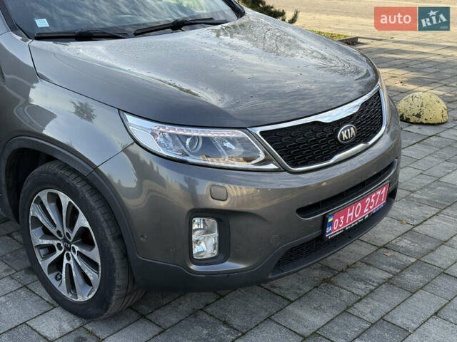 Серый Киа Соренто, объемом двигателя 2.2 л и пробегом 265 тыс. км за 15800 $, фото 14 на Automoto.ua
