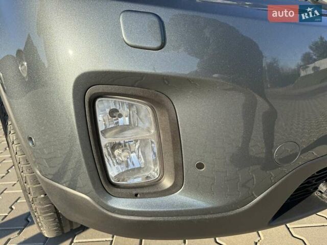 Кіа Соренто 2013 у Чернівцях на Automoto.ua Сірий Кіа Соренто, об'ємом двигуна 2.2 л та пробігом 216 тис. км за 15800 $, фото 65 на Automoto.ua