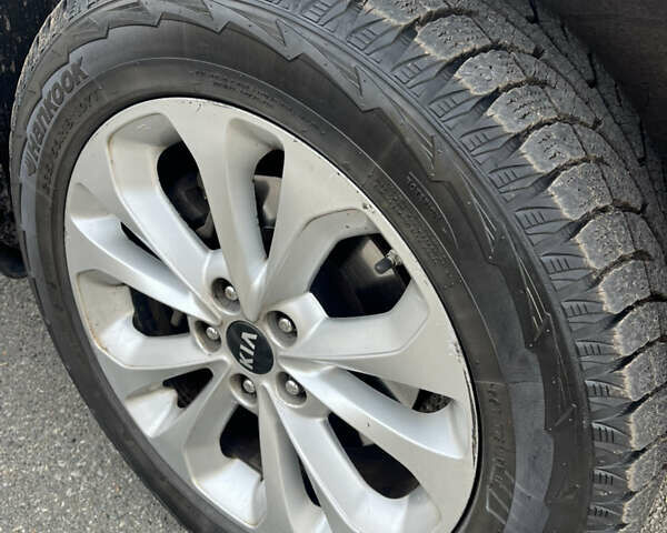 Сірий Кіа Соренто, об'ємом двигуна 2.2 л та пробігом 214 тис. км за 16200 $, фото 10 на Automoto.ua