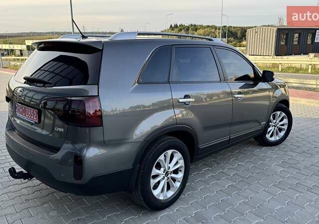 Серый Киа Соренто, объемом двигателя 2.2 л и пробегом 243 тыс. км за 16899 $, фото 6 на Automoto.ua
